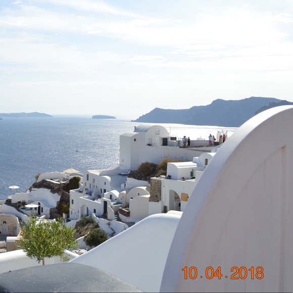 Meet your Posher, Kay - Picture 1 of 1